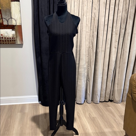 Pants - Elegant Black Body Jumpsuit